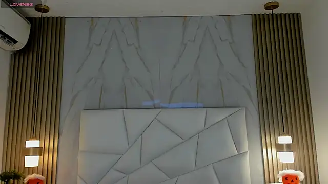 belacampbell online show from October 4, 2025, 5:27 am