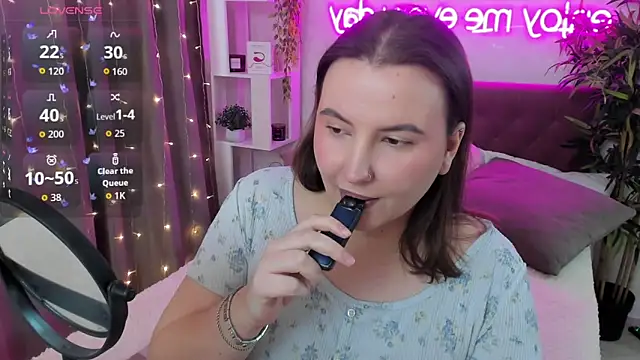 FeralPeach online show from March 7, 2026, 6:54 am