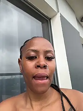 Snapshot of Rose_berry chatting on October 4, 2025, 7:17 am Rose berry online show from October 4, 2025, 7:17 am