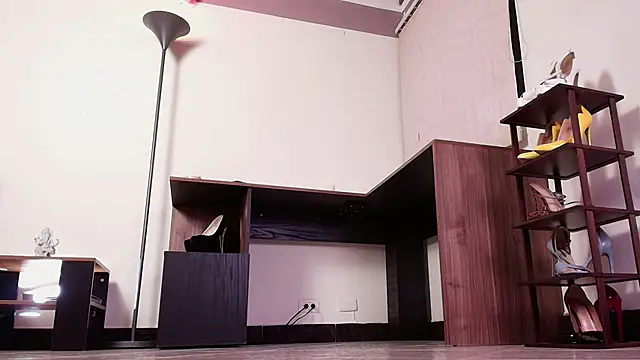 Snapshot of missmabelle chatting on December 17, 2025, 3:12 am missmabelle online show from December 17, 2025, 3:12 am