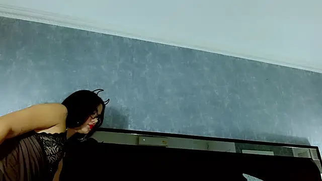 JasmineMoore online show from November 1, 2025, 8:55 pm