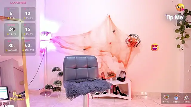 Snapshot of thais_dreams chatting on November 1, 2025, 1:13 pm thais dreams online show from November 1, 2025, 1:13 pm