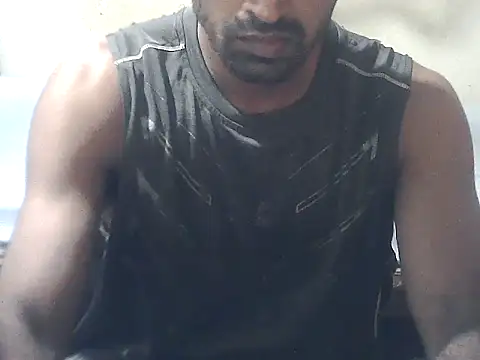 Snapshot of ROCKY_USA_18 chatting on May 14, 2026, 8:10 am ROCKY USA 18 online show from May 14, 2026, 8:10 am