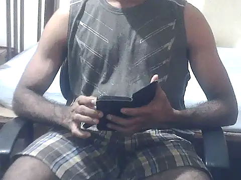 Snapshot of ROCKY_USA_18 chatting on May 15, 2026, 11:39 am ROCKY USA 18 online show from May 15, 2026, 11:39 am