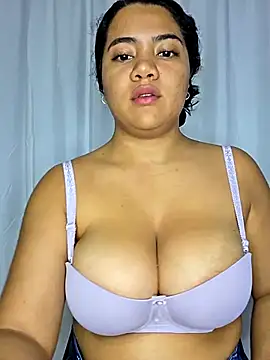 Watagatapitusberry1 online show from October 20, 2025, 12:11 am