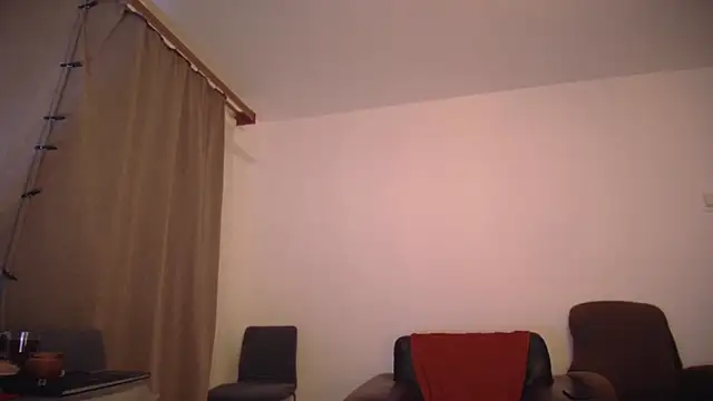 darkitten online show from December 28, 2024, 12:24 pm