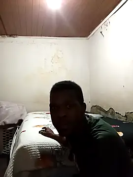 Uncletee112 online show from October 26, 2025, 9:31 pm