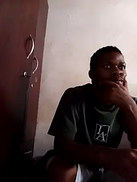 Uncletee112 online show from October 27, 2025, 12:42 pm