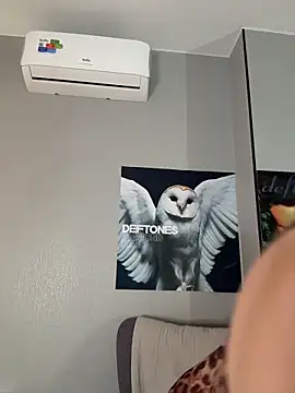 pink8ty online show from December 17, 2025, 6:19 am