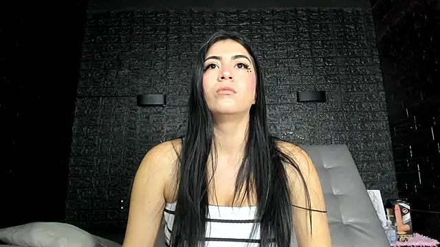 Snapshot of Sweet-Monica chatting on January 20, 2025, 10:40 am Sweet-Monica online show from January 20, 2025, 10:40 am