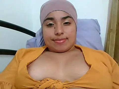 Snapshot of hurrem_had chatting on November 6, 2025, 5:58 pm hurrem had online show from November 6, 2025, 5:58 pm