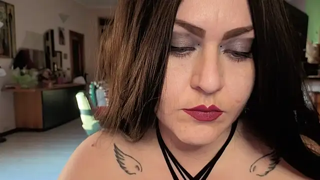 peachgirlmartyna online show from November 5, 2025, 3:12 pm