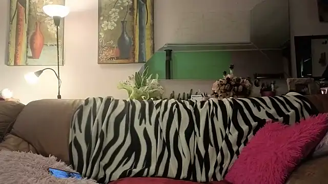 peachgirlmartyna online show from April 9, 2026, 1:38 pm