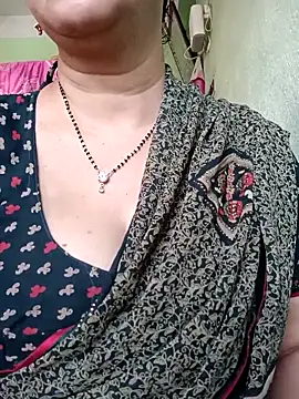 Rosy-B online show from November 8, 2025, 9:31 am