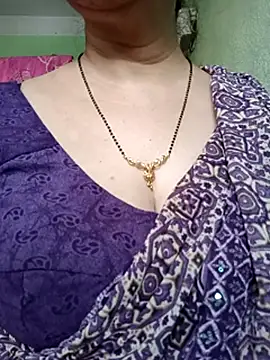 Rosy-B online show from April 3, 2026, 11:19 am