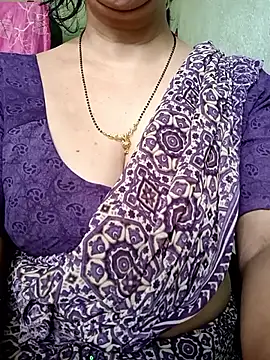 Rosy-B online show from April 29, 2026, 9:57 am