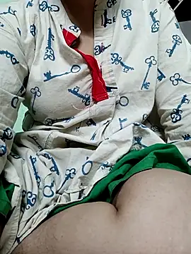 Rosy-B online show from May 12, 2026, 3:09 pm