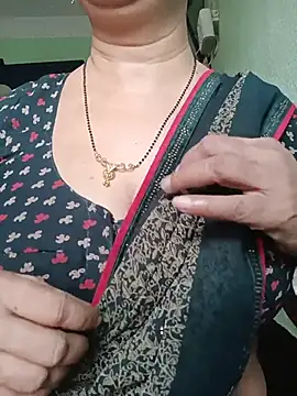 Rosy-B online show from July 15, 2026, 12:27 am