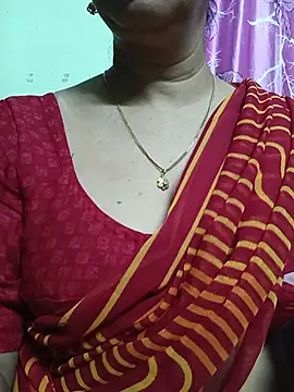 Rosy-B online show from July 29, 2026, 9:35 pm