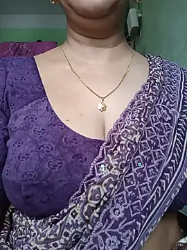 Rosy-B online show from August 3, 2026, 12:20 am