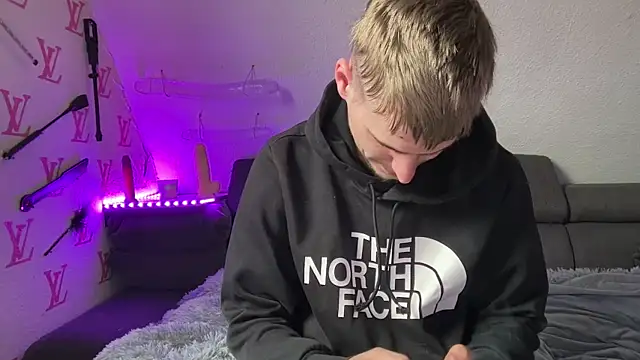 Cookieboy88 online show from April 2, 2026, 11:30 am