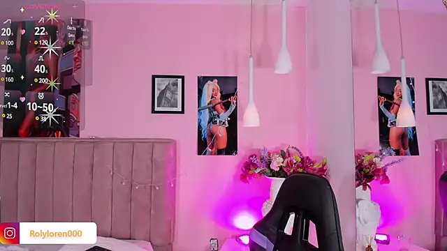 RolyLoren online show from January 21, 2025, 6:23 pm