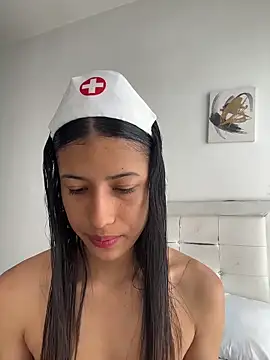 Valentinabaker online show from April 13, 2026, 3:17 pm