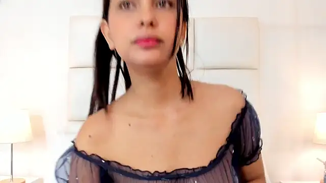 DulceColeman online show from March 3, 2026, 11:16 am