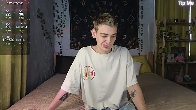 Snapshot of Nick_Win chatting on November 12, 2025, 4:24 am Nick Win online show from November 12, 2025, 4:24 am