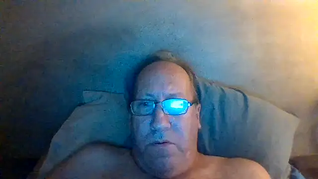 hornyrich69 online show from February 2, 2026, 5:17 am