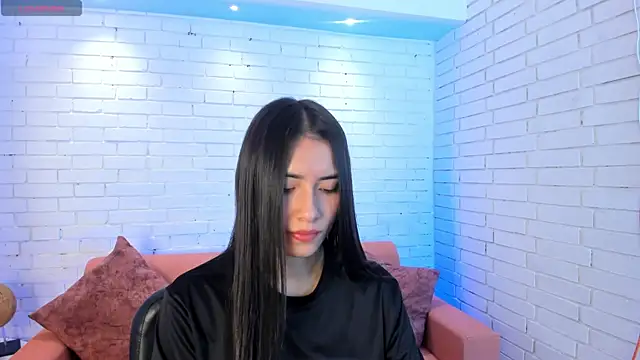 Snapshot of Emmaa_Robertss chatting on September 22, 2025, 12:29 pm Emmaa Robertss online show from September 22, 2025, 12:29 pm