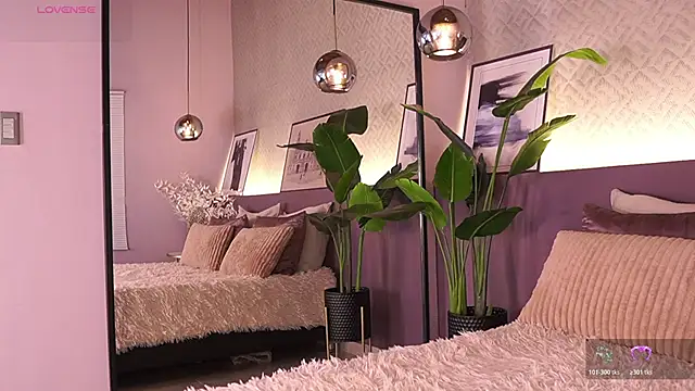 IzzyWild online show from February 7, 2026, 12:20 pm