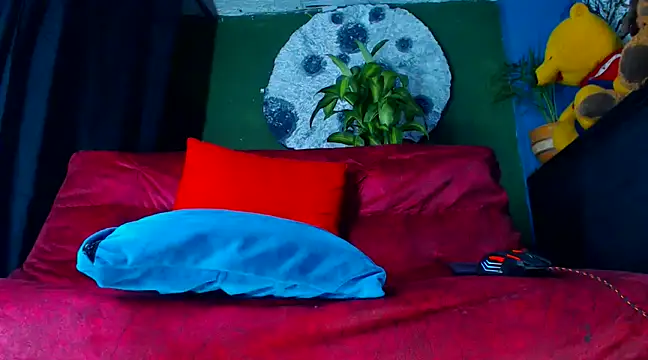 Mracialatina online show from March 13, 2025, 12:48 am