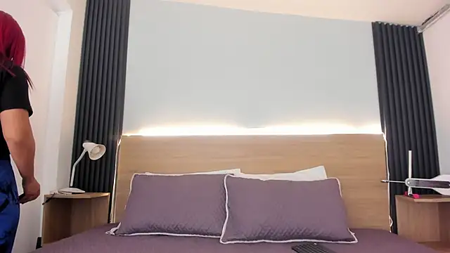 Chiqui milk  online show from September 17, 2025, 7:15 pm