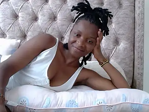 Naughty Girl17 online show from February 8, 2026, 1:25 pm