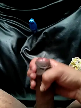 Village 0boy online show from October 6, 2025, 10:12 am