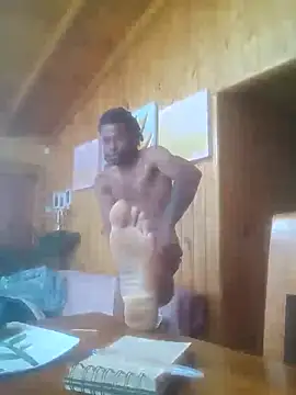 calientoboy online show from January 13, 2025, 3:26 pm