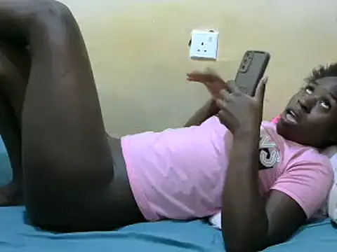 Snapshot of sweet_lily2 chatting on February 10, 2025, 11:34 pm sweet lily2 online show from February 10, 2025, 11:34 pm