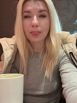 Snapshot of Anour_amour chatting on February 21, 2025, 1:00 am Anour amour online show from February 21, 2025, 1:00 am