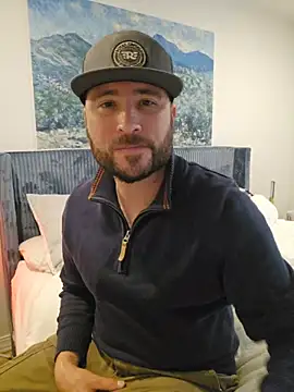 JeepinAround online show from December 21, 2025, 9:00 pm