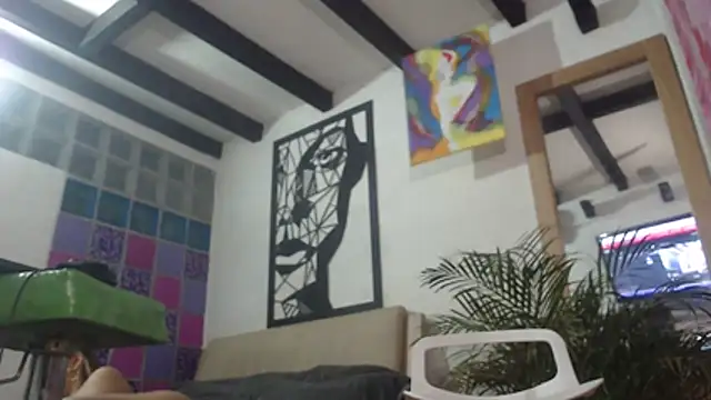 Snapshot of thirstymoonxx chatting on June 7, 2026, 4:38 am thirstymoonxx online show from June 7, 2026, 4:38 am