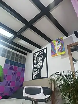 Snapshot of thirstymoonxx chatting on July 4, 2026, 5:35 am thirstymoonxx online show from July 4, 2026, 5:35 am