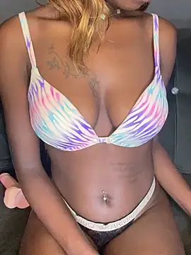 pretty maliah online show from February 5, 2026, 10:25 pm