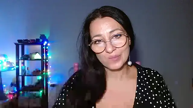 KeisyNeonX online show from October 7, 2025, 7:00 pm