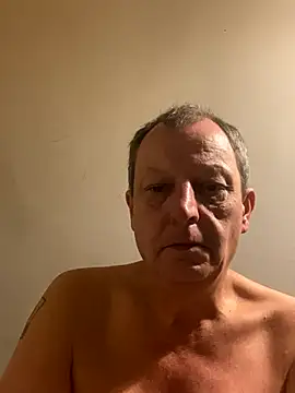 Snapshot of chubbybear2cum chatting on October 2, 2025, 7:54 pm chubbybear2cum online show from October 2, 2025, 7:54 pm