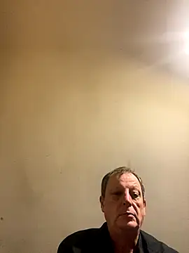 Snapshot of chubbybear2cum chatting on November 13, 2025, 3:05 am chubbybear2cum online show from November 13, 2025, 3:05 am