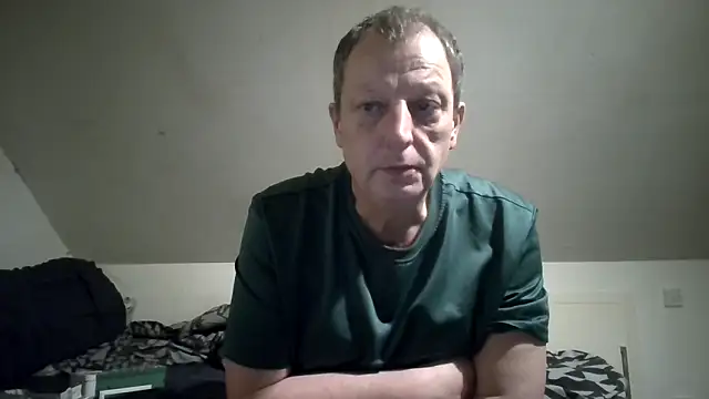 chubbybear2cum online show from February 16, 2026, 11:56 pm