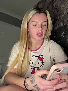Snapshot of IrishTeenBarbie69 chatting on March 5, 2025, 11:05 pm IrishTeenBarbie69 online show from March 5, 2025, 11:05 pm