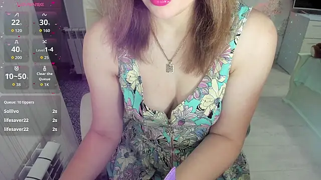 Snapshot of A_L_I_N_A chatting on October 21, 2025, 9:37 pm A L I N A online show from October 21, 2025, 9:37 pm