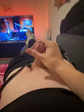 sollzii online show from February 7, 2025, 5:18 pm